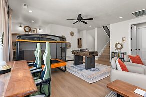 Sensory Escape 8 Bedroom Townhouse