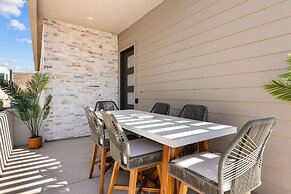 Sensory Escape 8 Bedroom Townhouse