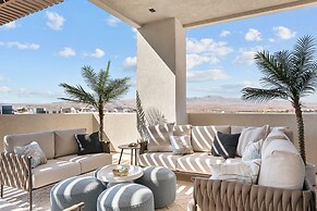 Sensory Escape 8 Bedroom Townhouse