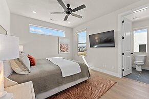 Sensory Escape 8 Bedroom Townhouse