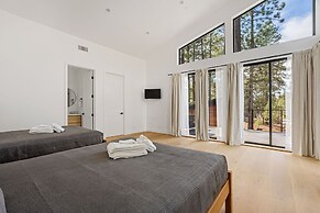 65 - Big Bear Manor Estate 5 Bedroom Home