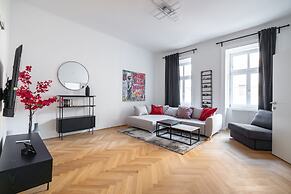 Rochus Stylish Stays