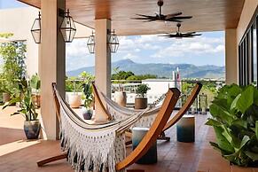 Hotel Santiago, Curio Collection by Hilton