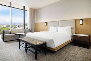 Hotel Santiago, Curio Collection by Hilton