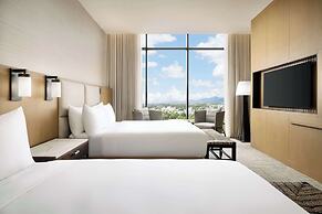 Hotel Santiago, Curio Collection by Hilton