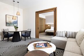 Hotel Santiago, Curio Collection by Hilton
