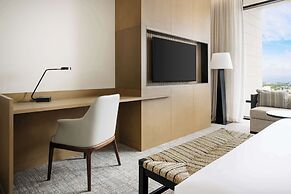 Hotel Santiago, Curio Collection by Hilton