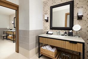 Hotel Santiago, Curio Collection by Hilton