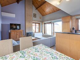 Ideal Holiday Home by the sea