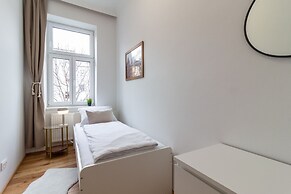 Schönbrunn City Apartment is calling
