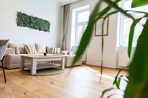 Schönbrunn City Apartment is calling