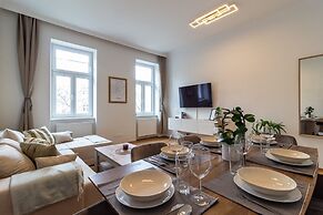 Schönbrunn City Apartment is calling