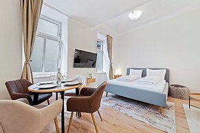 Cozy City Apartments