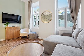 Cozy City Apartments