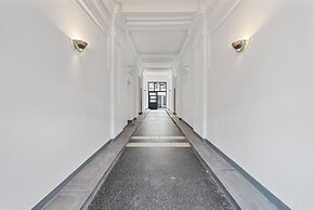 Cozy City Apartments