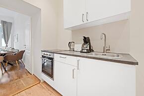 Cozy City Apartments