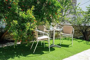 Apartments Panethimos