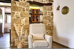 Apartments Panethimos