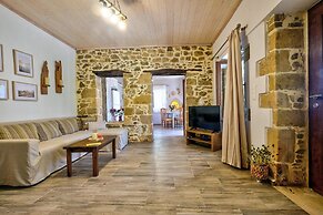 Apartments Panethimos