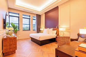 Sinclair Suites