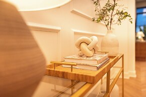 Sinclair Suites