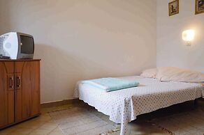 Studio Studio mit Terrasse und Internet