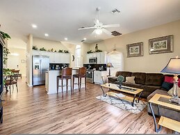 Triton Vacation Pool Home Near Disney