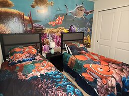 Windsor Island Vacation Pool Villa