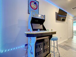 Windsor Island Vacation Pool Villa