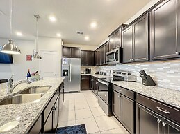 Windsor Island Vacation Pool Villa