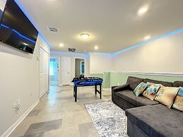 Windsor Island Vacation Pool Villa