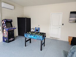 Windsor Island Vacation Pool Home