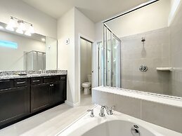 Windsor Island Vacation Pool Home