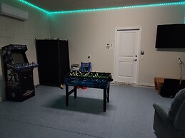 Windsor Island Vacation Pool Home