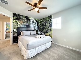 Windsor Island Vacation Pool Home