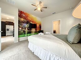 Windsor Island Vacation Pool Home