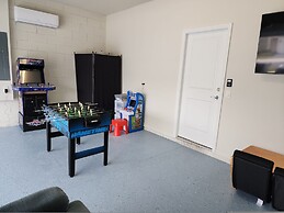 Windsor Island Vacation Pool Home