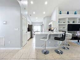 Beach Theme Vacation Pool Spa Home Mins to Disney