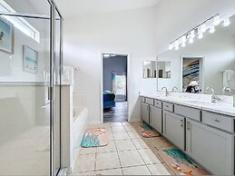 Beach Theme Vacation Pool Spa Home Mins to Disney