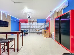 Beach Theme Vacation Pool Spa Home Mins to Disney