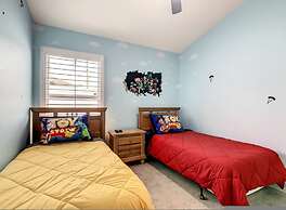 Hampton Lakes Vacation Pool Home