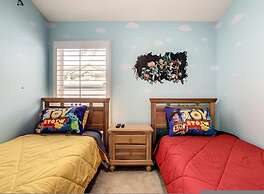 Hampton Lakes Vacation Pool Home