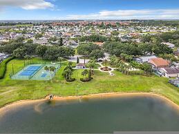 Hampton Lakes Vacation Pool Home