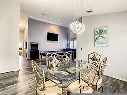 Hampton Lakes Vacation Pool Home