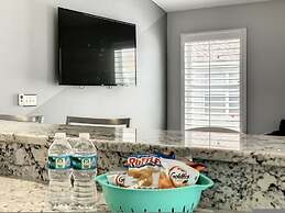 Hampton Lakes Vacation Pool Home