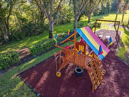 Scuttle Vacation Pool Home W Spa