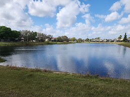 Scuttle Vacation Pool Home W Spa