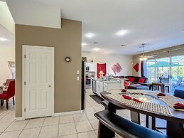 Scuttle Vacation Pool Home W Spa