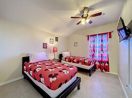 Scuttle Vacation Pool Home W Spa