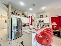 Scuttle Vacation Pool Home W Spa